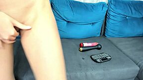 hey watch this real 18+ teen toy herself to squirting orgasm