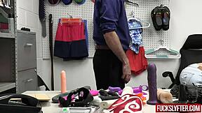 indica flower goin crazy on black friday wit dat monster cock umm yeahh