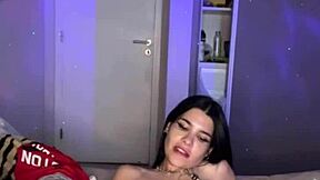 soy la mas putita con armpits y ass flashing