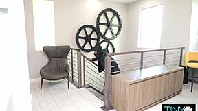 superhero slut traps burglar with her tight wet cunt