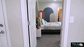 superhero slut traps burglar with her tight wet cunt