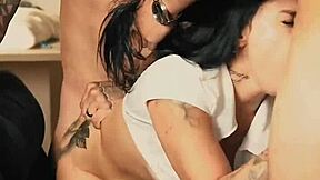 O Corno Traz Namorada Pra Eu Comer Creampie Squirting Em Casa Cuckold