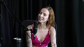 veja essa safadeza na entrevista com debora esteves... putaria total!