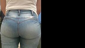 y walks with huge bubble ass caught on outdoor spy cam