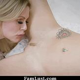 걸린 스텝남매가 세게 박아! 캐스카 아카쇼바와 에이버리 문의 크리스마스 서프라이즈 참여해!