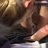 Teen 18+ succhia duro il vecchio