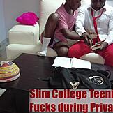 สาวมหาวิทยาลัยผอมโดนเย็ดแรงในชั้นเรียนส่วนตัว