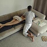 Perverz masszőr elkapták creampie-val a kamerán - Candice Delaware