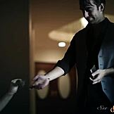 شاهد هذه الفتاة الصغيرة تبلغ 18 عامًا تُضرب في وضع التبشيري.