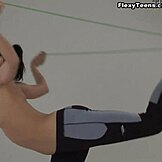 Larisa Dolina hämmästyttää villillä voimisteluliikkeillään