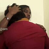 इंडियन 18+ टीन मेड मगन के साथ किचन में वाइल्ड हो जाती है