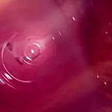 摄像头在业余按摩中深入探索Mia的小小18+少女小穴