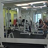 Hei, vrei să vezi cum o antrenez pe prietena ta tare rău?