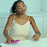 Perjalanan Cinta Tak Dijangka Jadi Seks Hardcore dengan Babe Czech di Ferr-Art