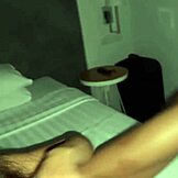 Μάζεψα μια νεαρή 18+ πόρνη και της έτρησα τις τρύπες δημόσια