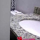 Η 18χρονη αδερφή γίνεται καυλή από τον διεστραμμένο αδερφό της