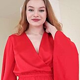 의붓여동생이 내가 자위하는 거 보고 세게 박아달라고 애원함