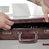 knulla mig som en man med slag och hårdragning i doggystyle