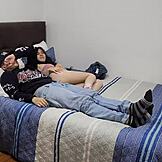 yo, miksi hän nai parhaan kaverinsa alastonta tyttöystävää kotona?