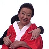 81歳の小笠原由子が若い男にエロマッサージの腕前で驚かせる