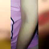 Au, oprește-te! Această tânără inocentă e prinsă cu tatăl vitreg creepy care se furișează noaptea!