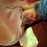 Knuller munnen hennes og spiser ræven i hardcore 18+ action