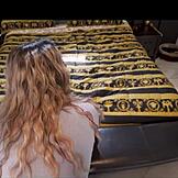 היי, אמא חורגת מיסטי מינר רוצה שאעשה לה ילד שוב