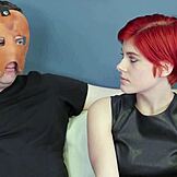 Ich bin eine dreckige 18+ Göre in schmerzhafter Arschlochtherapie im Irrenhaus