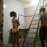 أبي ما دفعش، فأعطيت طيزي للعامل