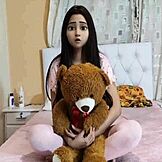 מאמי, אל תשאירי אותי לבד עם המטפל המפחיד שלי! 😱