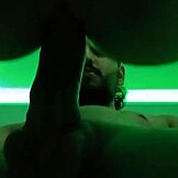 Kamarád omylem vybere špatné místo u tchýně, ale ona si nestěžuje