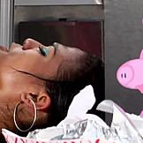 Érase una vez, una zorra tetona pequeña de 18+ tuvo sexo súper caliente con pasión salvaje