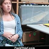 Срамежлива тийнейджърка 18+ навежда се и е наказана от строг полицай