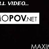 Ruska kočka požírá obří pták s uvolněným hlubokým hrdlem. Je nezastavitelná!