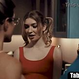 Mlada 18+ navijačica prinuđena na žestoki trosom s milf trenerkom i mužem