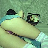 สาวถึงจุดสุดยอดขณะดูพอร์นลูกเลี้ยง - คานดิซ เดลาแวร์ส์ช่วงบ้าคลั่ง