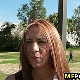 Horúca tínedžerka Serena tvrdo šukaná na biliardovom stole v divokej scéne