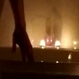 Ich kann nicht aufhören, meine kleine 18+ Freundin beim geheimen Baden auf GoPro anzuschauen.