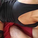 Tolong, enjot aku tanpa kondom, rasanya lebih enak, tahu kan?