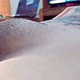 Tynn filippinsk steppøster prøver første monsterkuk for kremfylling. Nysgjerrig på andre deler? Se nå!