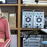 Киара получает жесткий трах в киску в грубом офисном сексе. Стоны наполняют комнату!