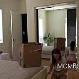 एंथनी पियर्स चार्ली वैलेंटाइन और माया वोल्फ को वाइल्ड थ्रीसम में लीड कर रहा है