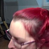 Német érett szomszéd hálálja meg a fiatal 18+ srácnak vad hálószobai akcióval