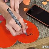 Kleine Sissy Moyanne 18+ verleidt oudere man voor wilde seks