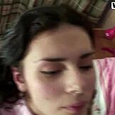 Вау, Аналия Флорес как сексуальная кукла любви в Hersexdebut!