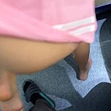 Rožná 18letá holka ztrácí kundu v hře v pražském metru