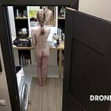 Celé video českej ryšavej Alexandry zachytené na skrytej špiónskej kamere v kúpeľni