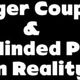 Вруће бабе се играју са перверзним типом у лезбијској фото сесији