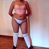 Tučný muž šuká krivú mladú dievčinu v hoteli