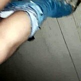 Adik ipar mabuk buka kaki untuk kongkek jalan awam